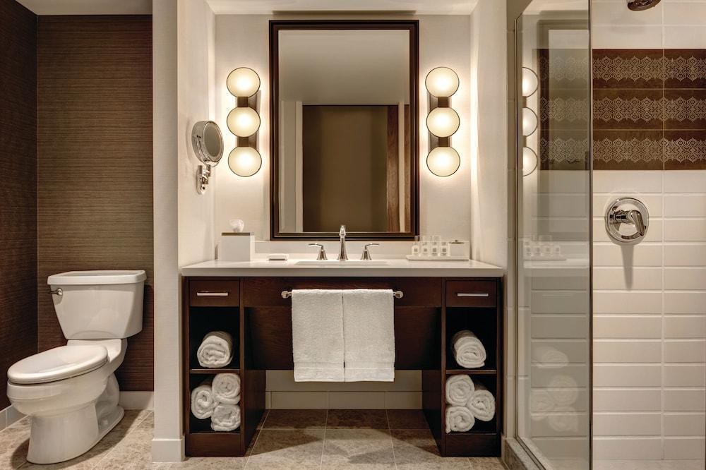 LOEWS CHICAGO HOTEL photo 2