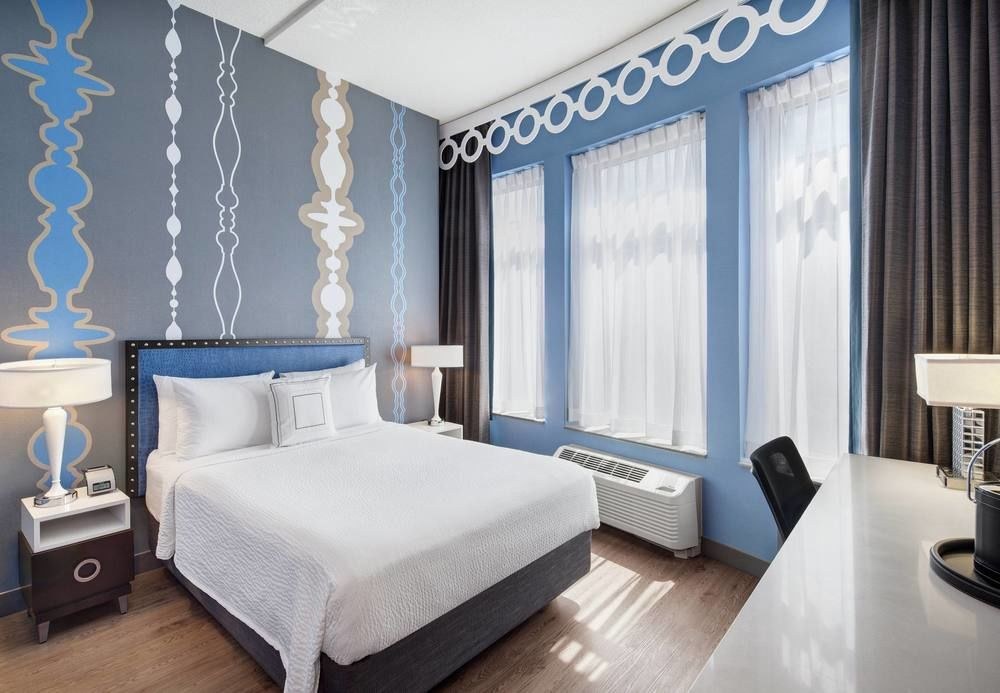 FAIRFIELD INN AND SUITES CHICAGO DOWNTOWN/MAGNIFICENT MILE