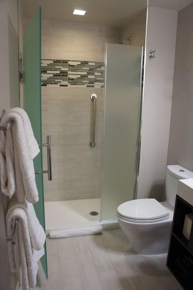 Homewood Suites by Hilton New York/Manhattan Times Square photo 2