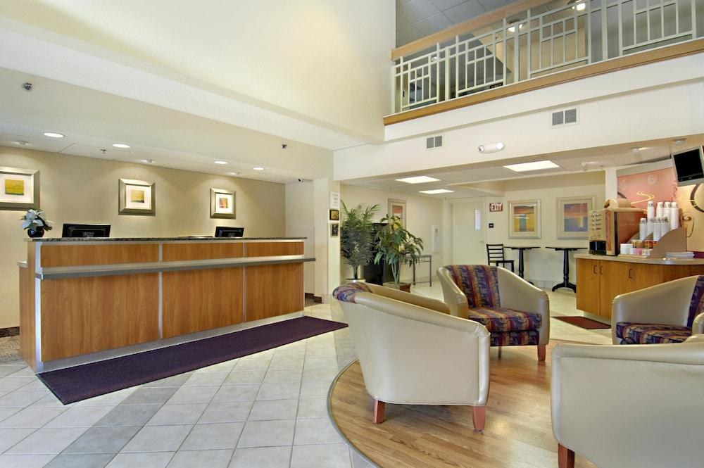 Red Roof Inn San Antonio - Seaworld/Northwest photo 3