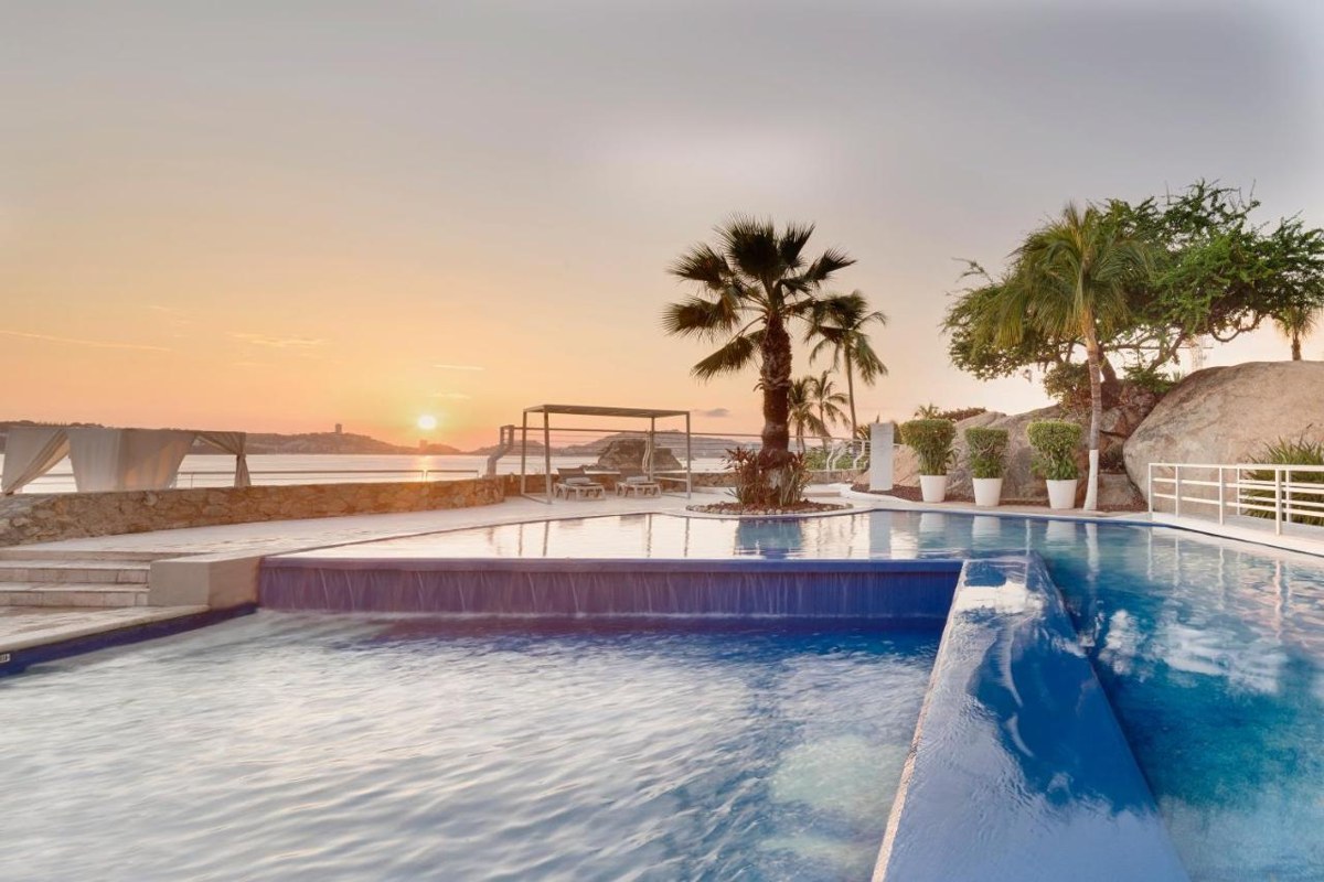 FIESTA AMERICANA VILLAS ACAPULCO
