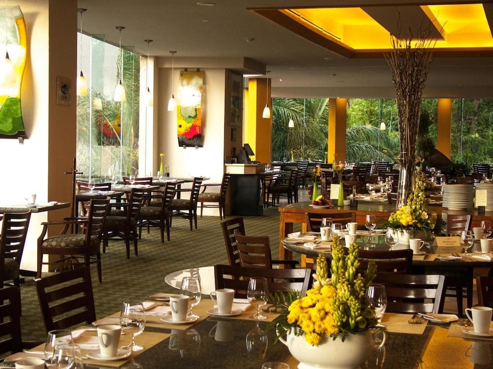 GRAND FIESTA AMERICANA GUADALAJARA COUNTRY CLUB photo 2