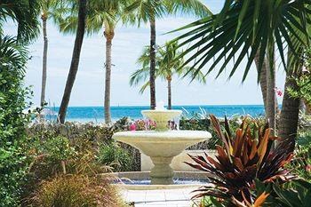 La Mer And Dewey House photo 2