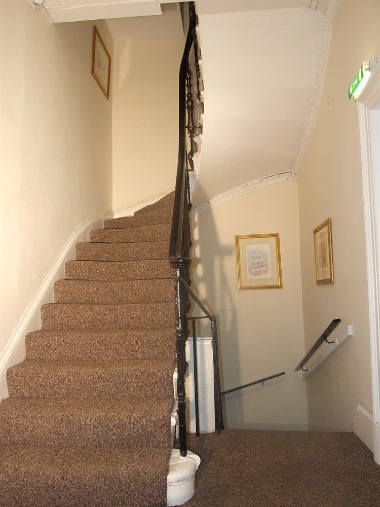 GLASGOW HOUSE HOTEL