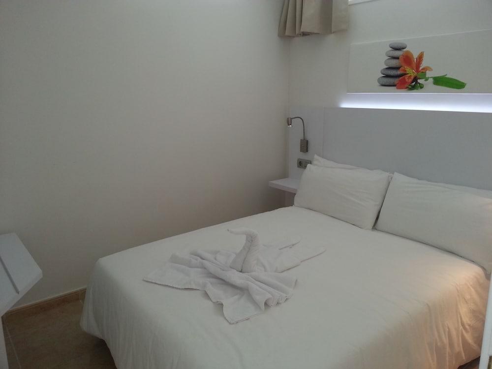 Eó Hotel Las Rosas photo 3