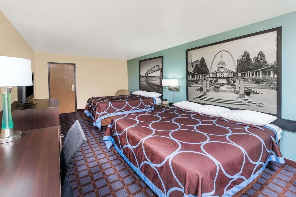 SUPER 8 BY WYNDHAM OKAWVILLE photo 4