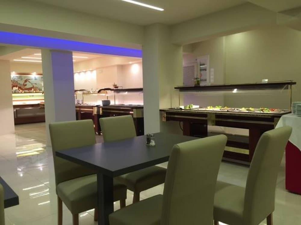 Pela Maria Hotel photo 4