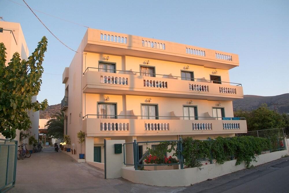 THEONI APTS photo 2
