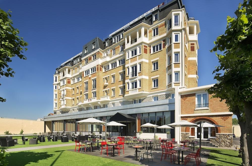 EXECUTIVE HOTEL photo 4