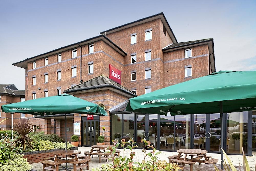 IBIS LIVERPOOL ALBERT DOCK photo 4