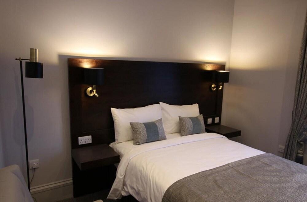 CASTLECARY HOUSE photo 2