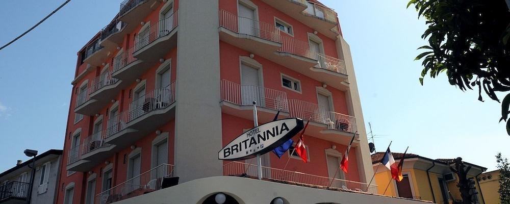 BRITANNIA photo 3