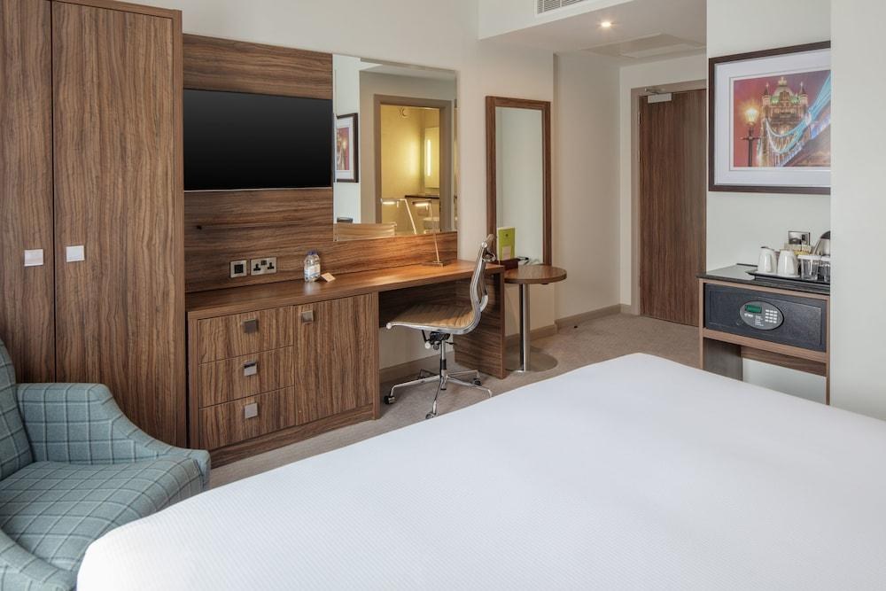 DoubleTree by Hilton London Angel Kings Cross photo 2