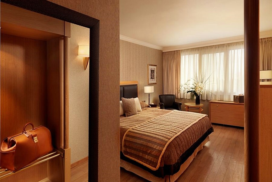 DIVANI CARAVEL HOTEL photo 2