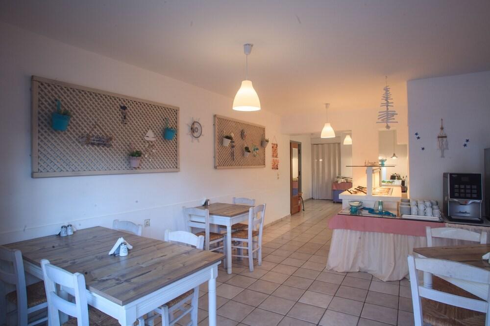 MARILISA HOTEL photo 3