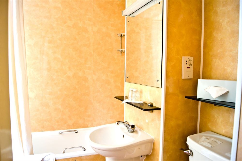 BAYSWATER INN photo 1
