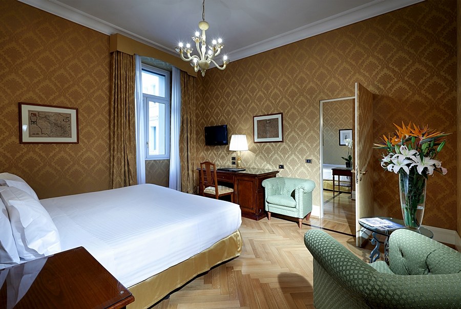 EUROSTARS EXCELSIOR photo 1