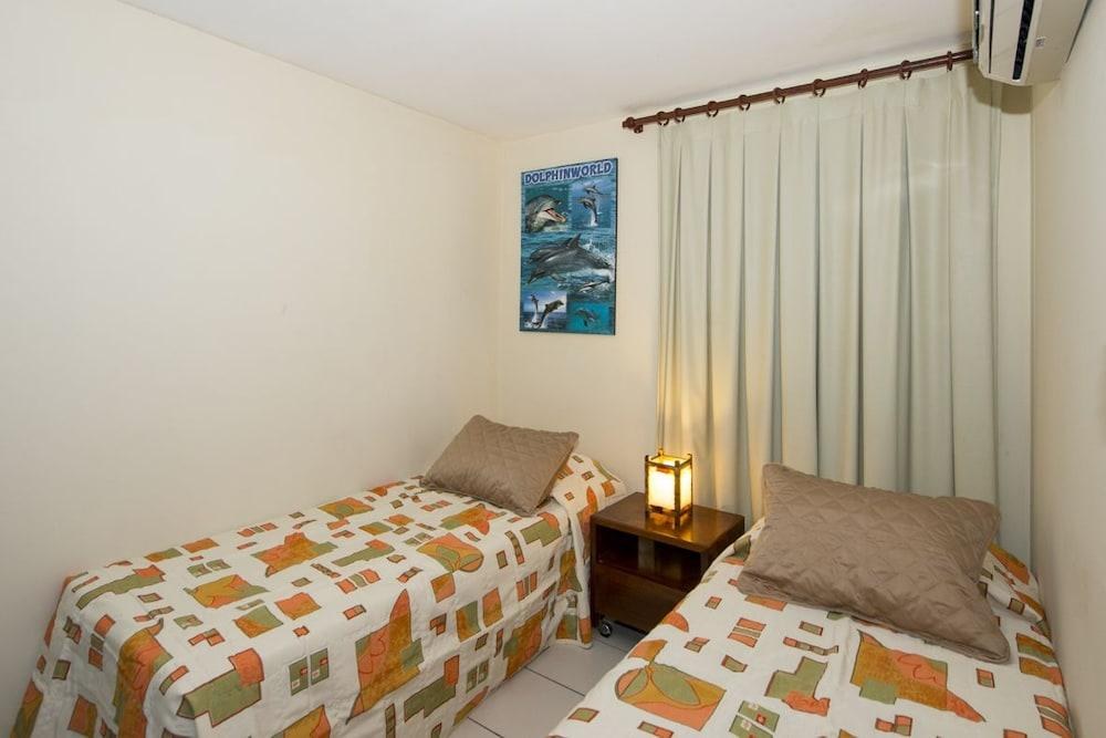 BLUE MARLIN APARTMENTS photo 2