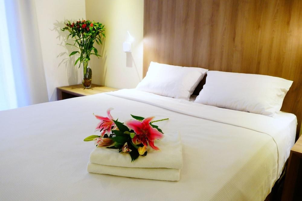 THE HOTEL photo 3