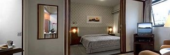 LE PREMIER SUITES photo 1