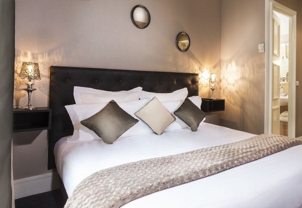 Le Claridge Paris