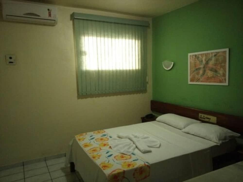 COSTA VERDE photo 4