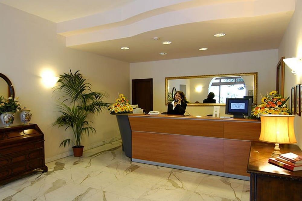 HOTEL EDEN photo 4