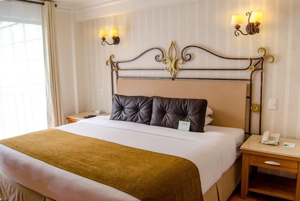 Residence L' Heritage Tennyson by BlueBay photo 4