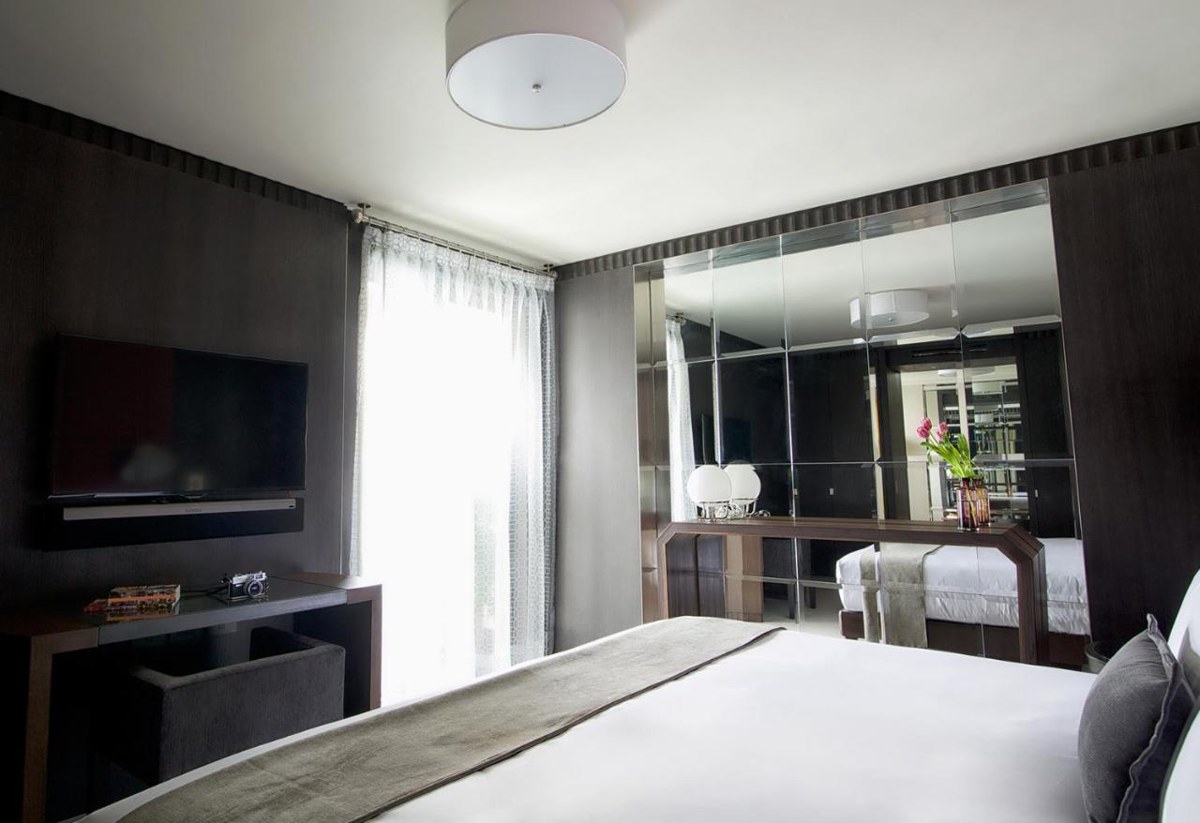HIPPODROME HOTEL CONDESA photo 4