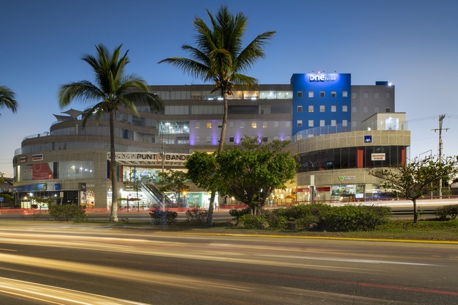 ONE PUERTO VALLARTA AEROPUERTO