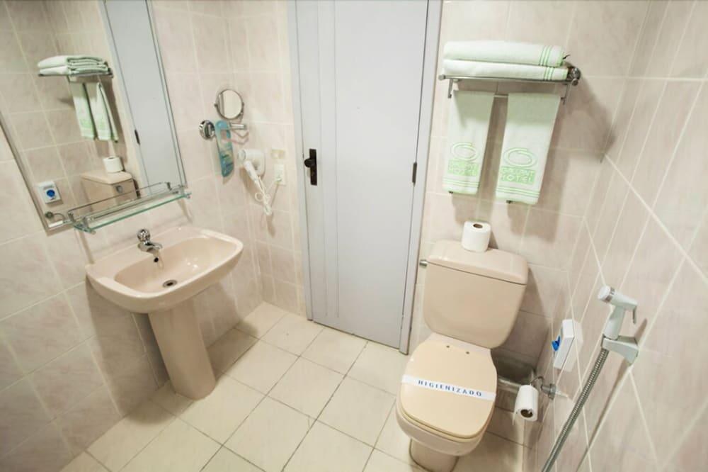 GALLANT HOTEL photo 2