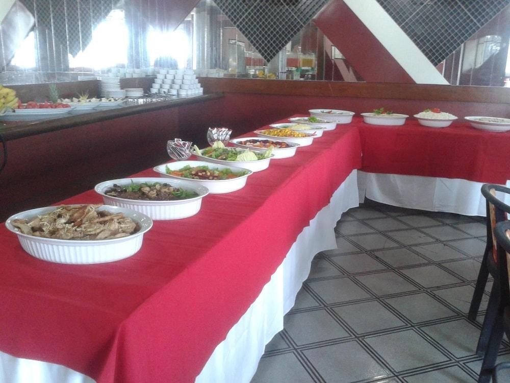 FEIRA PALACE HOTEL photo 2