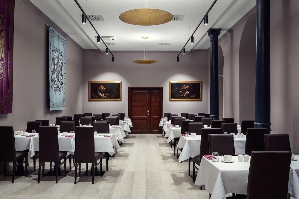 MICHELANGELO GRAND HOTEL photo 2
