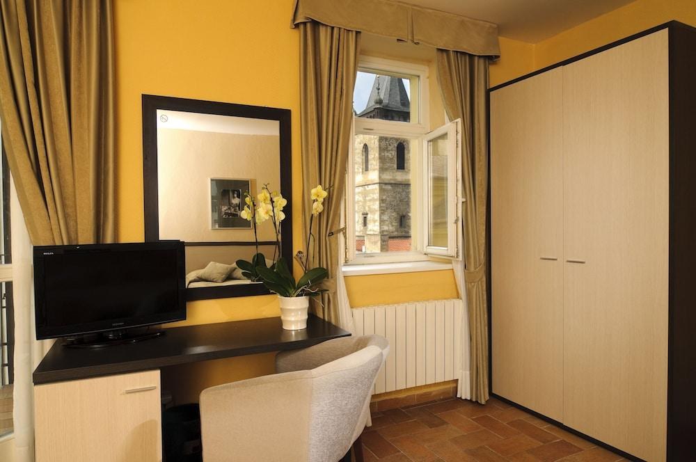 PRAGA 1 HOTEL photo 4