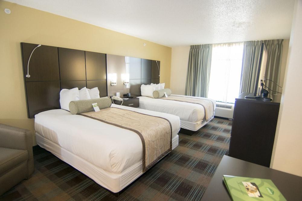 WINGATE BY WYNDHAM AT ORLANDO INTERNATIONAL AIRPORT photo 2