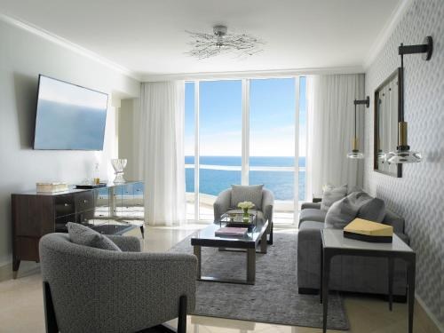 ACQUALINA RESORT AND SPA photo 2
