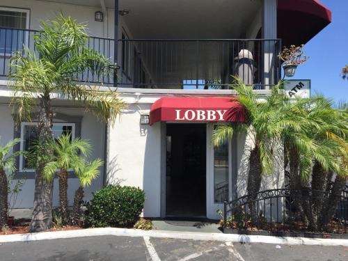 HARBOR INN &AMP; SUITES