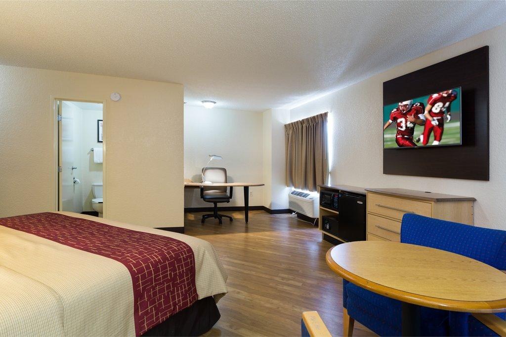 RED ROOF INN HOUSTON - WESTCHASE photo 3