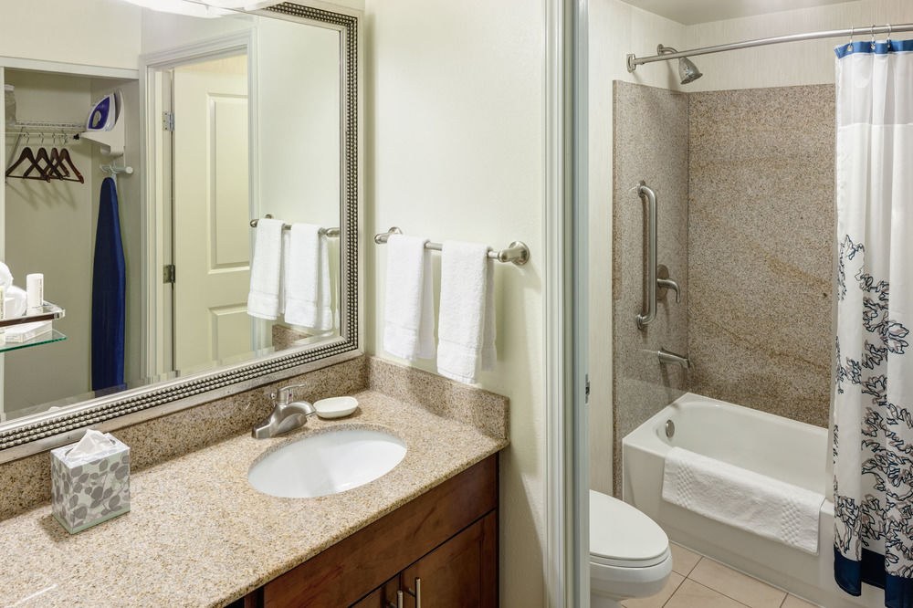RESIDENCE INN BY MARRIOTT CHICAGO LAKE FOREST/METTAWA