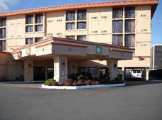 WYNDHAM GARDEN NEWARK HOTEL