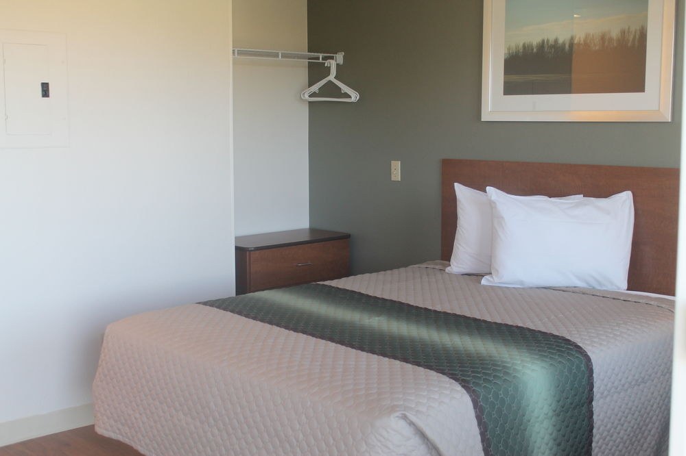 CROSSLAND HOUSTON-WEST OAKS photo 1