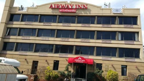 AIRWAY INN AT LAGUARDIA photo 2