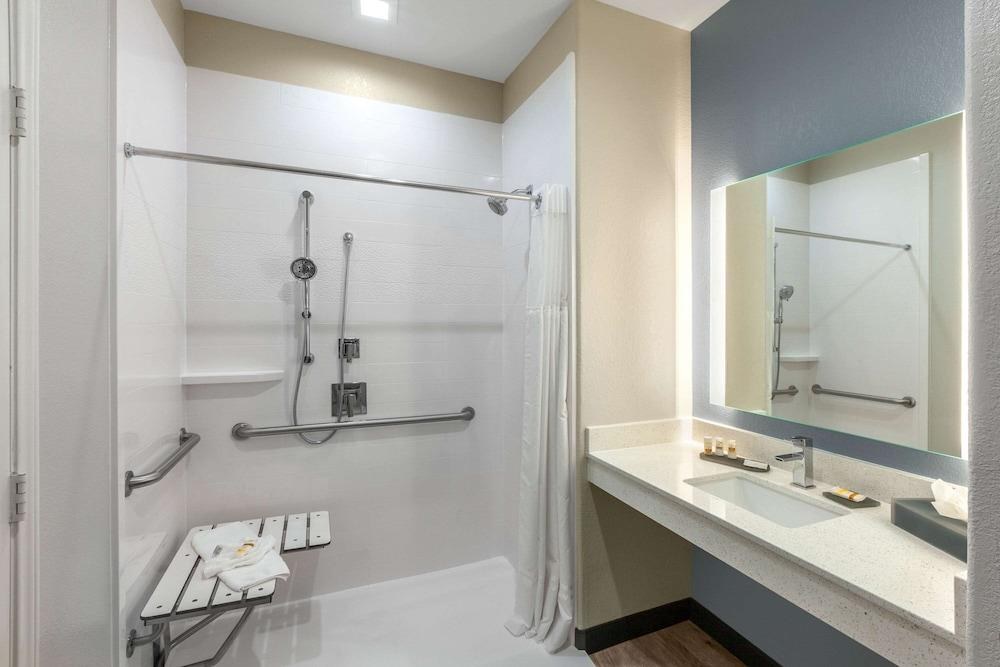 LA QUINTA INN &AMP; SUITES HOUSTON - CHANNELVIEW photo 3