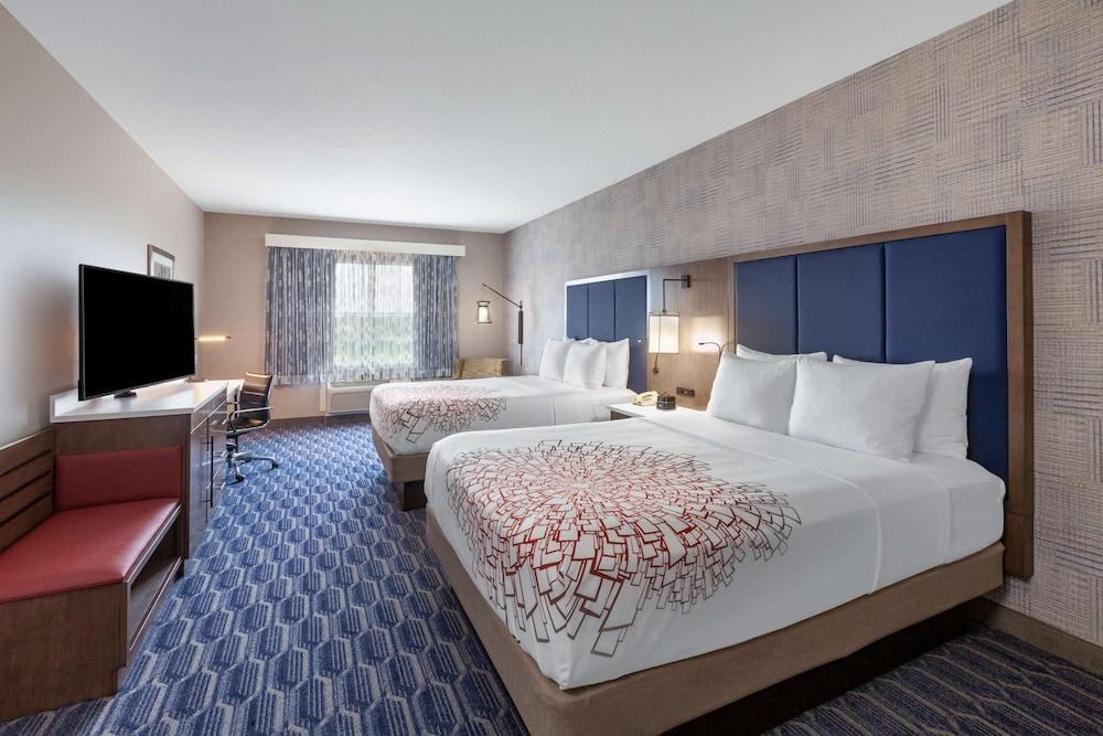 LA QUINTA INN &AMP; SUITES HOUSTON - CHANNELVIEW photo 4