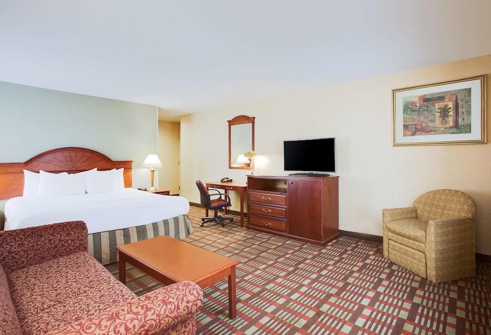 LA QUINTA INN QUEENS (NEW YORK CITY) photo 4