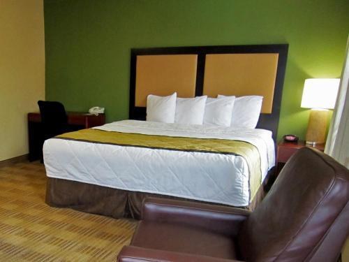 EXTENDED STAY AMERICA HOUSTON - NASA - BAY AREA BLVD. photo 1