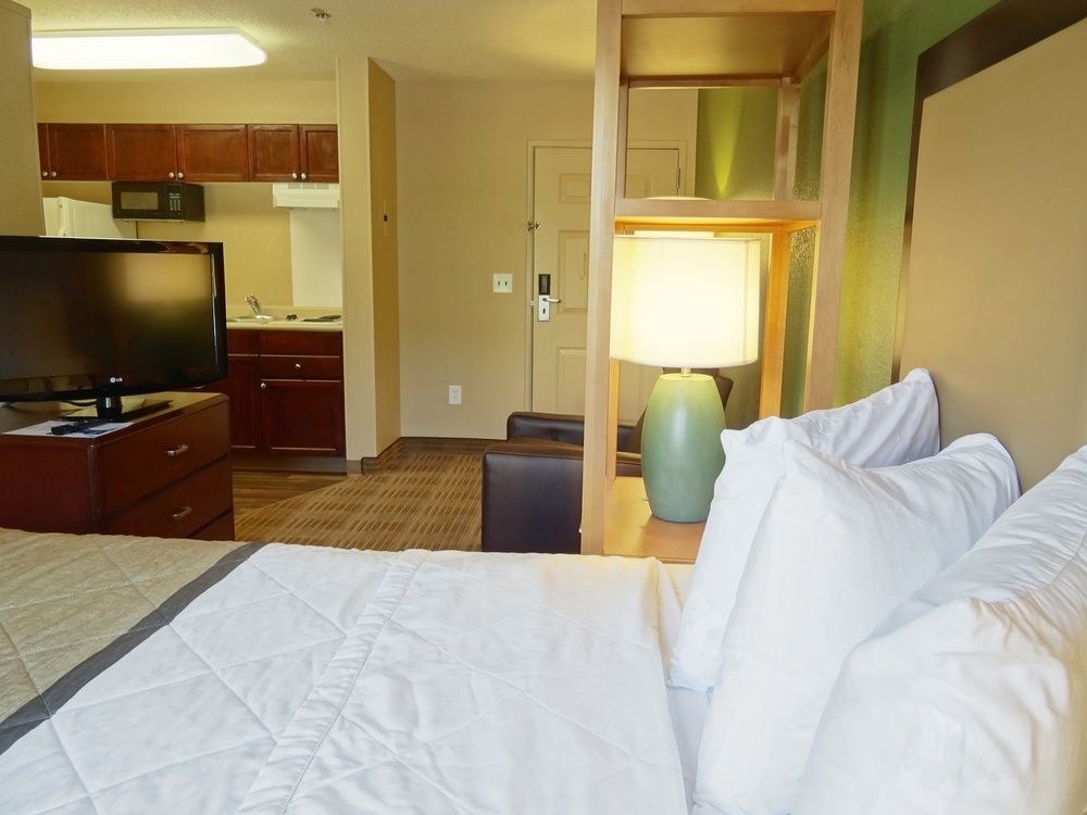 Extended Stay America Premier Suites Ft Lauderdale CypressCk photo 1