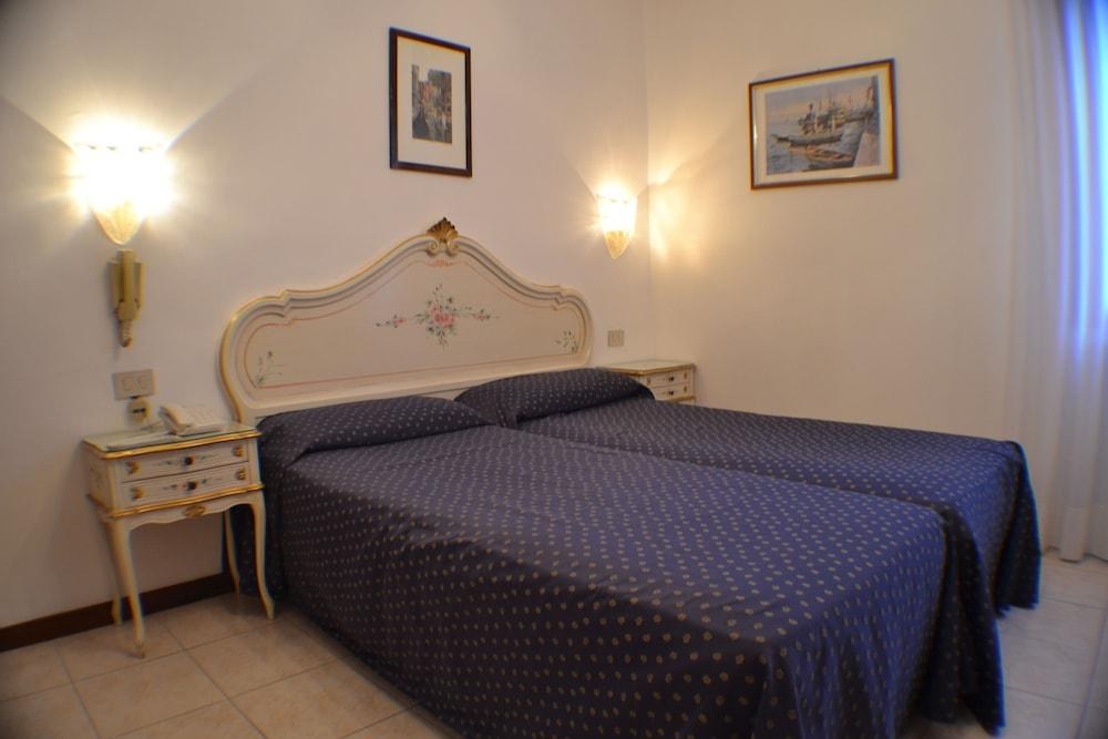 GUERRINI photo 3