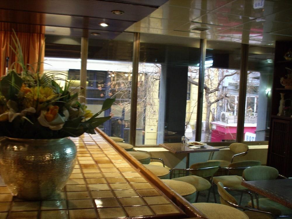Claridge photo 3