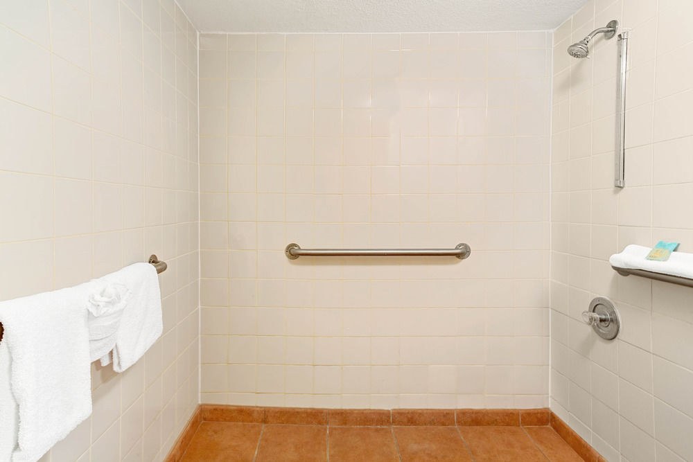 Days Inn by Wyndham Kissimmee West photo 1